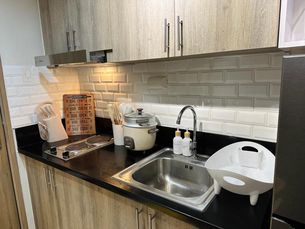 S Residences Tower 3 Moa Luxe Staycation By C Манила Екстериор снимка