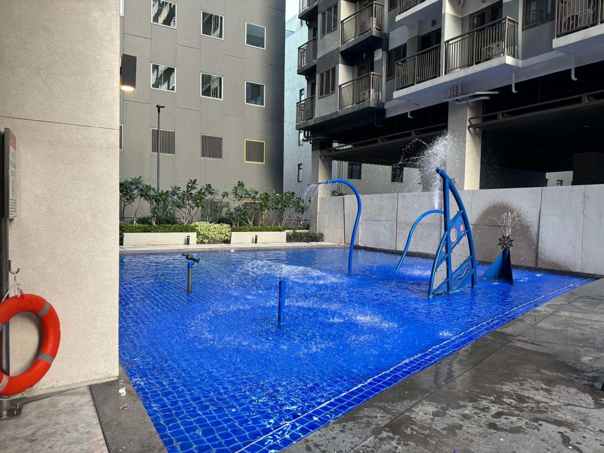 S Residences Tower 3 Moa Luxe Staycation By C Манила Екстериор снимка